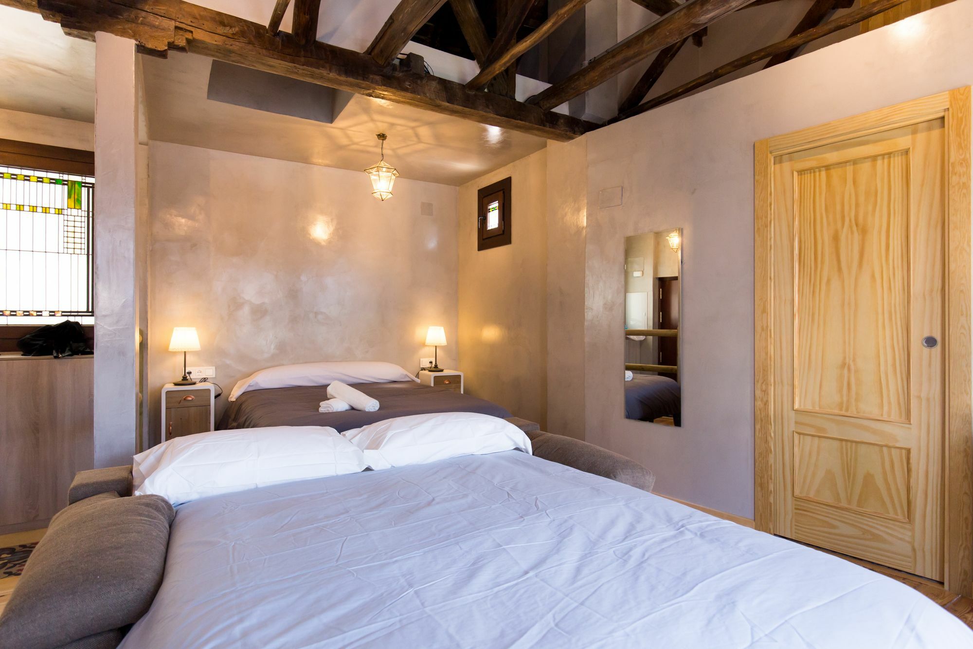 Los Lobos Suites Apartamentos Granada Dış mekan fotoğraf