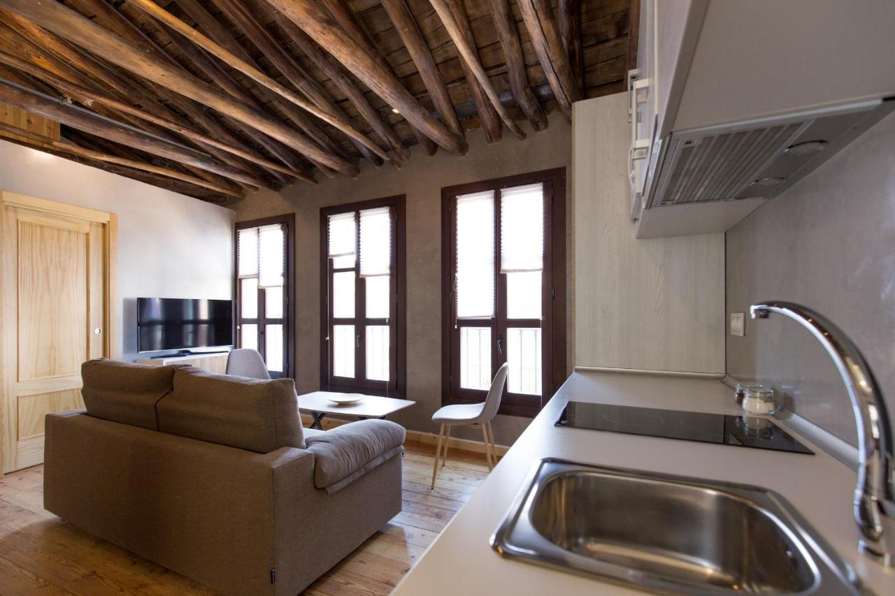 Los Lobos Suites Apartamentos Granada Dış mekan fotoğraf
